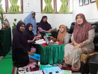 Pengawas Pembina Kemenag Bener Meriah Melakukan PKKM di MIN 8 Bener Meriah